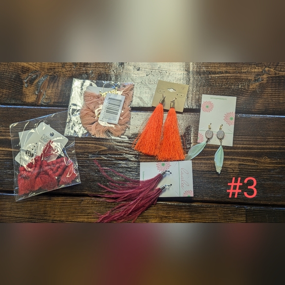 Earrings 5 pairs new BOHO - Picture 5 of 6